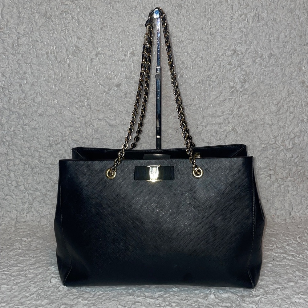 Salvatore Ferragamo Melike Vara Bow Chain Leather Shoulder Bag Tote in Black